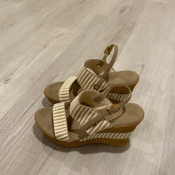 Womens wedge sandals size 7 - Picture 2 of 4